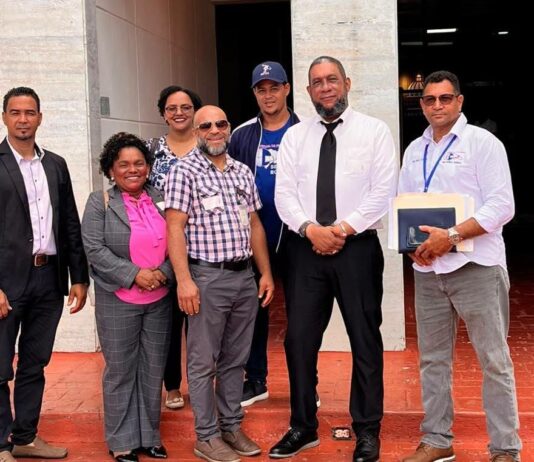 ADP-Bonao vuelve a las calles y exige respuestas por Evaluación Docente